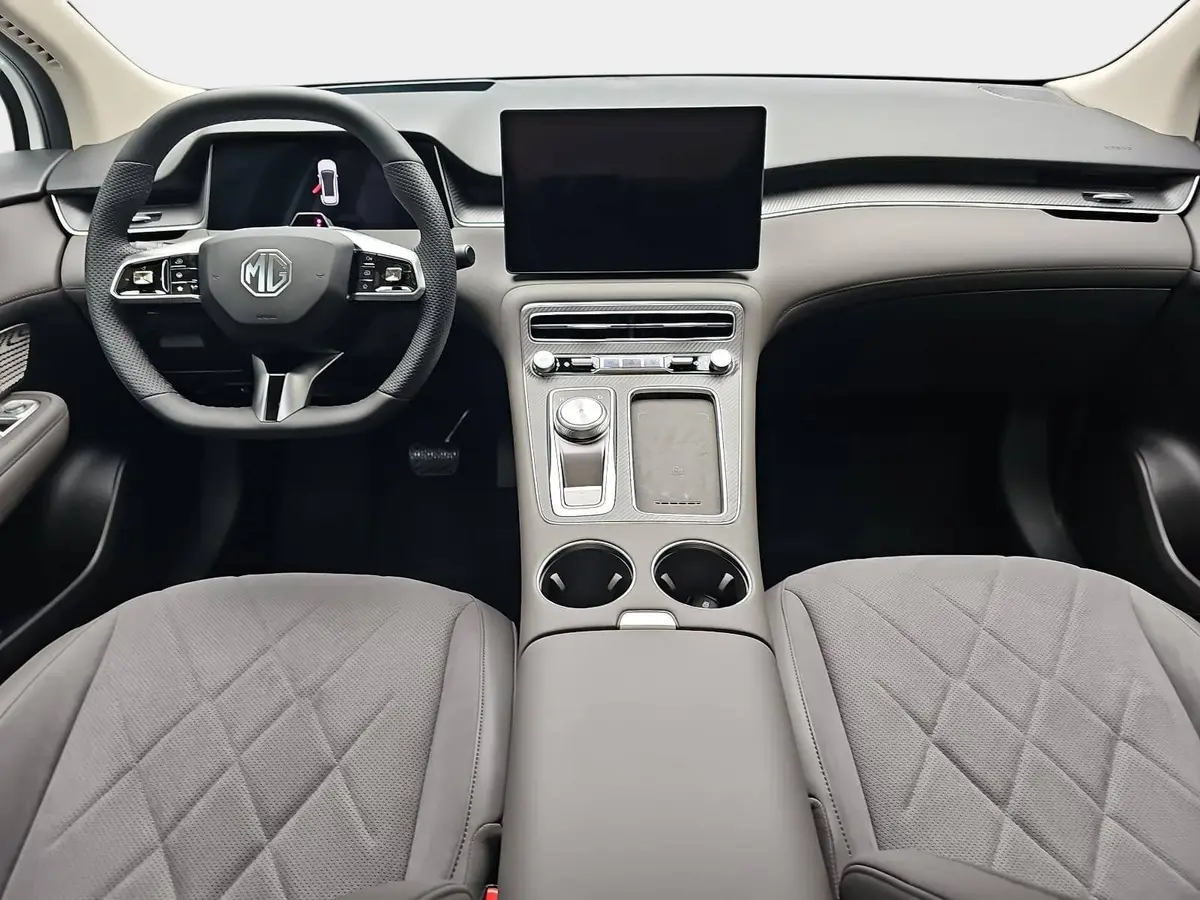 MG ANDERE EV 77 KWH LUXURY AWD PANORAMA LEDER 20-ZOLL