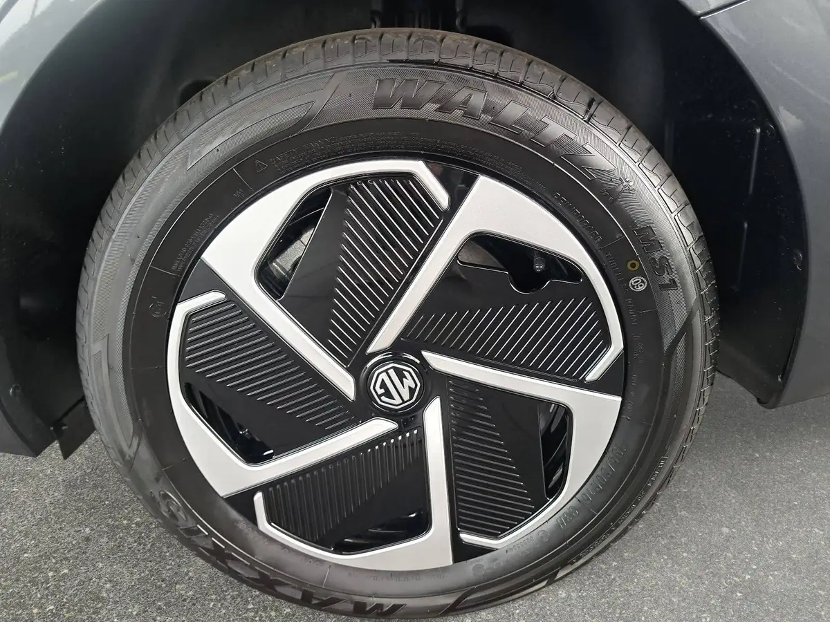 MG MG4 URBAN EV 43 KWH MY26 COMFORT