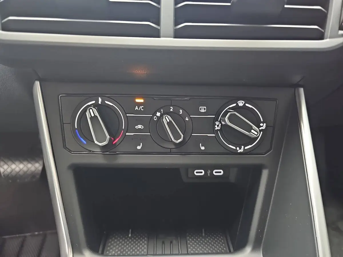 VW TAIGO 1.0 TSI DSG LIFE LED APP-CONNECT LM17