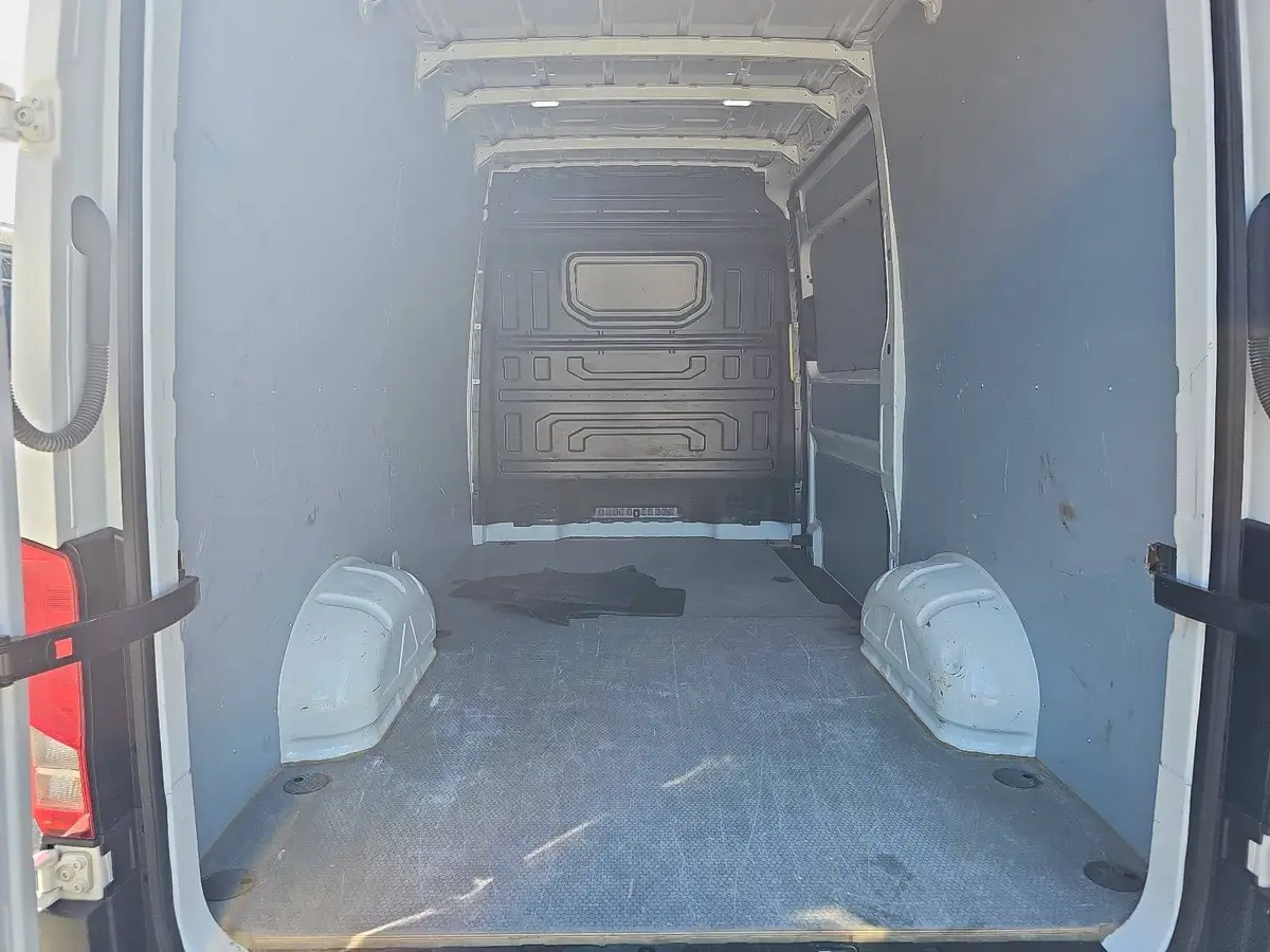 VW CRAFTER 35 2.0 TDI L3H3 FWD NAVI AHK