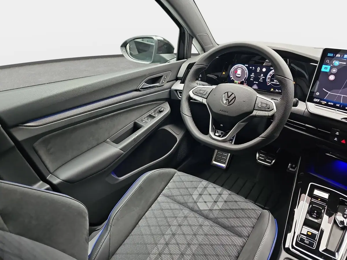 VW GOLF 1.5 ETSI DSG VIII R-LINE NAVI MATRIX-LED