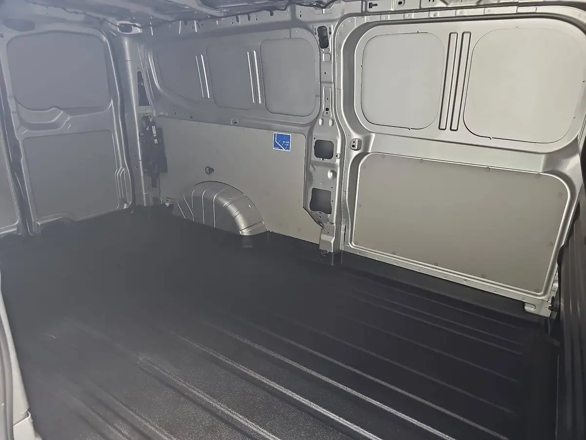 VW T7 TRANSPORTER 2.0 TDI DSG KASTEN L2H1 NAVI