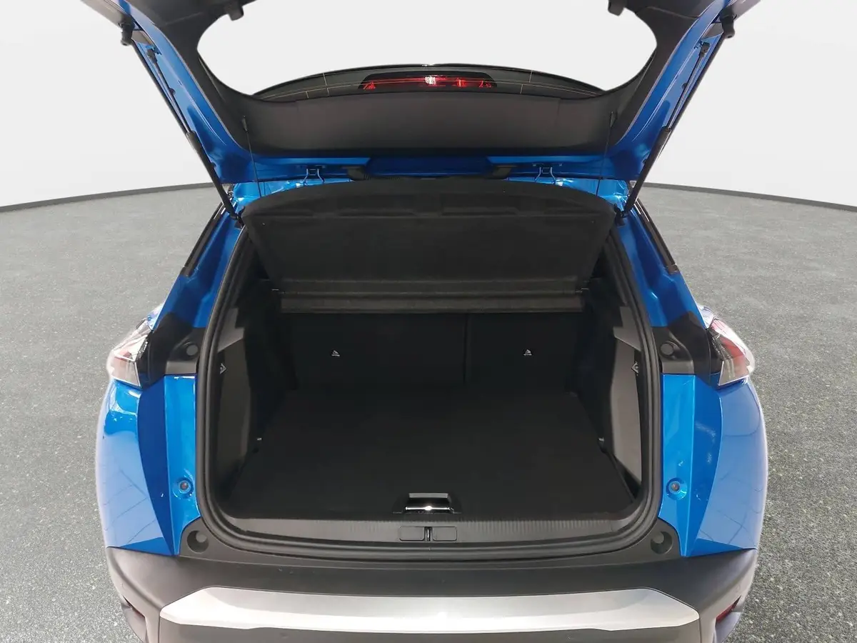 PEUGEOT 2008 1.2 PURETECH GT AHK ACC P-ASSIST