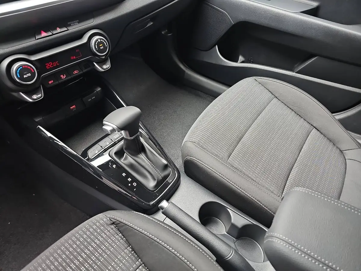 KIA STONIC 1.0 T-GDI 100 VISION SITZH. NAVI