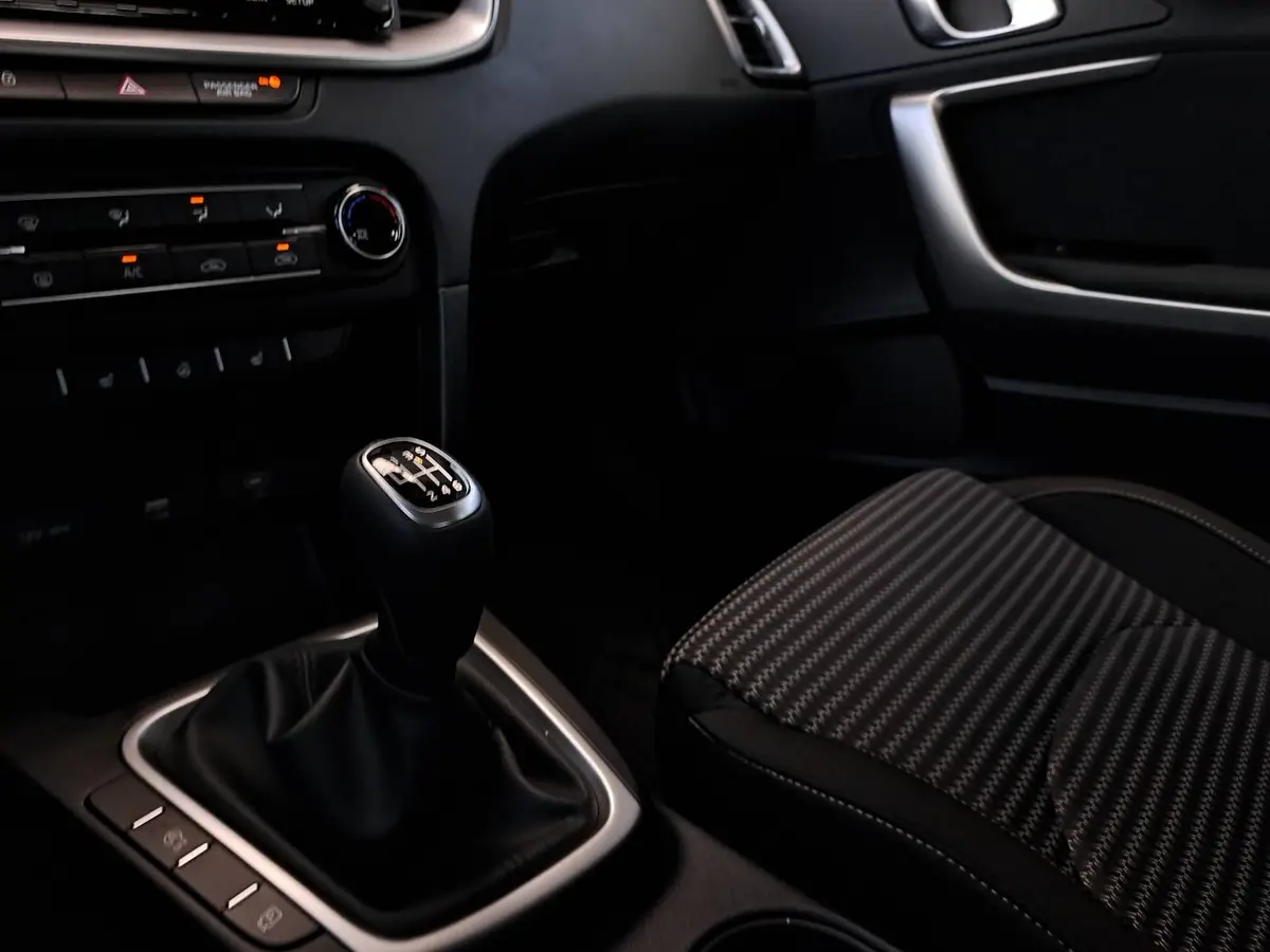 KIA XCEED 1.0 T-GDI 115 CORE MJ26 KOMFORT