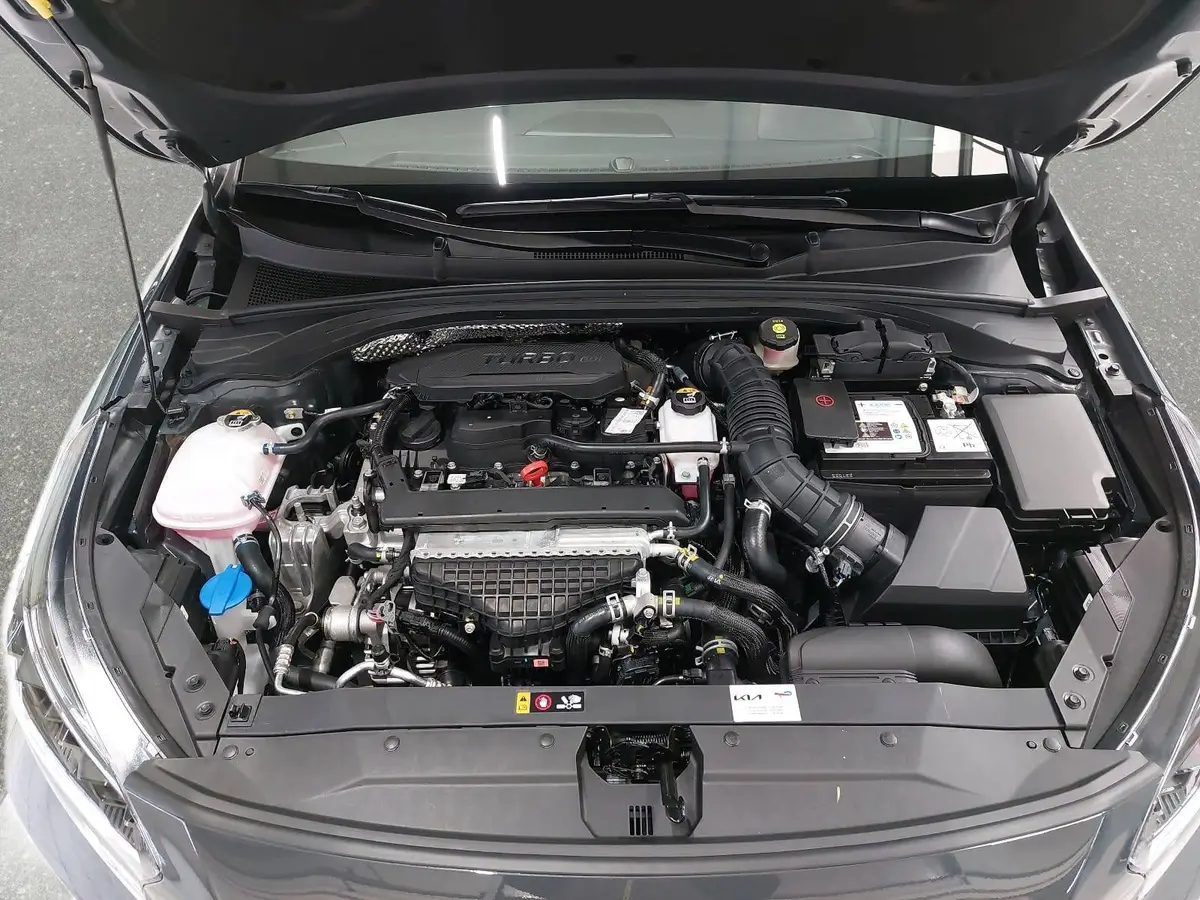 KIA XCEED 1.6 T-GDI 150 DCT GT-LINE MJ26 LEDER