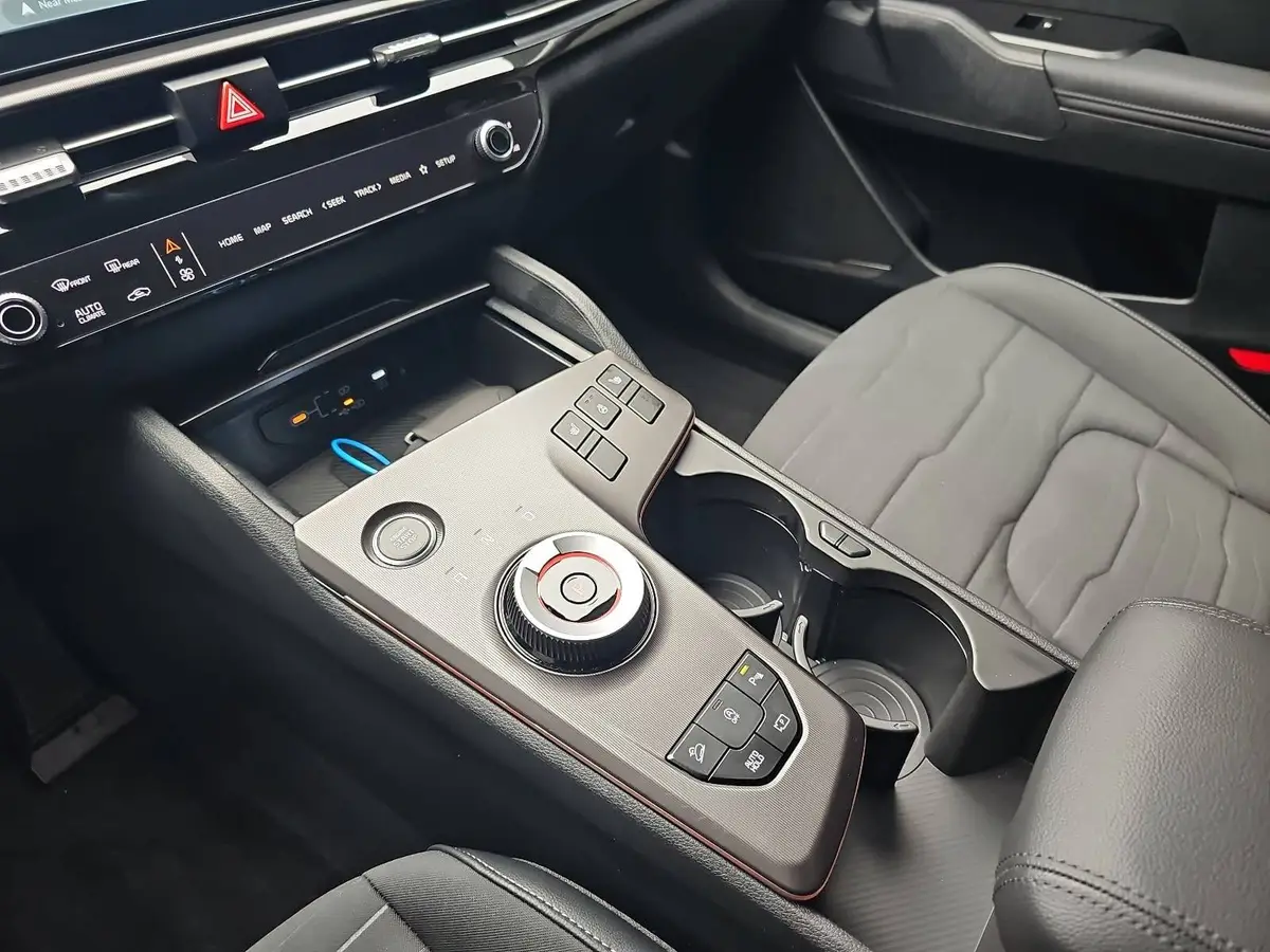 KIA SPORTAGE 1.6 T-GDI 180 AWD DCT SPIRIT MJ26 DRIVEWISE