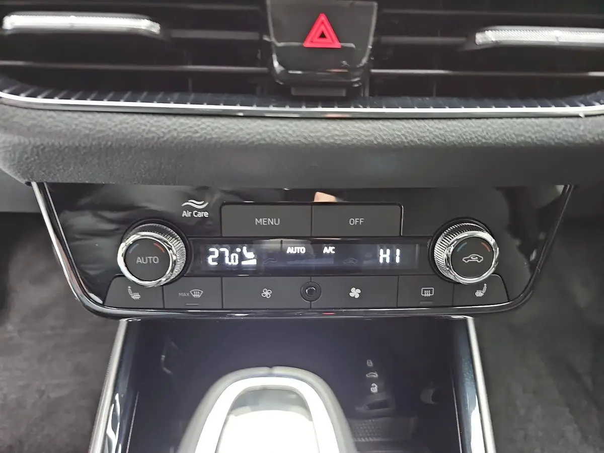 SKODA FABIA 1.0 TSI DSG SELECTION LED AUDIO SICHT WINTER CHROM