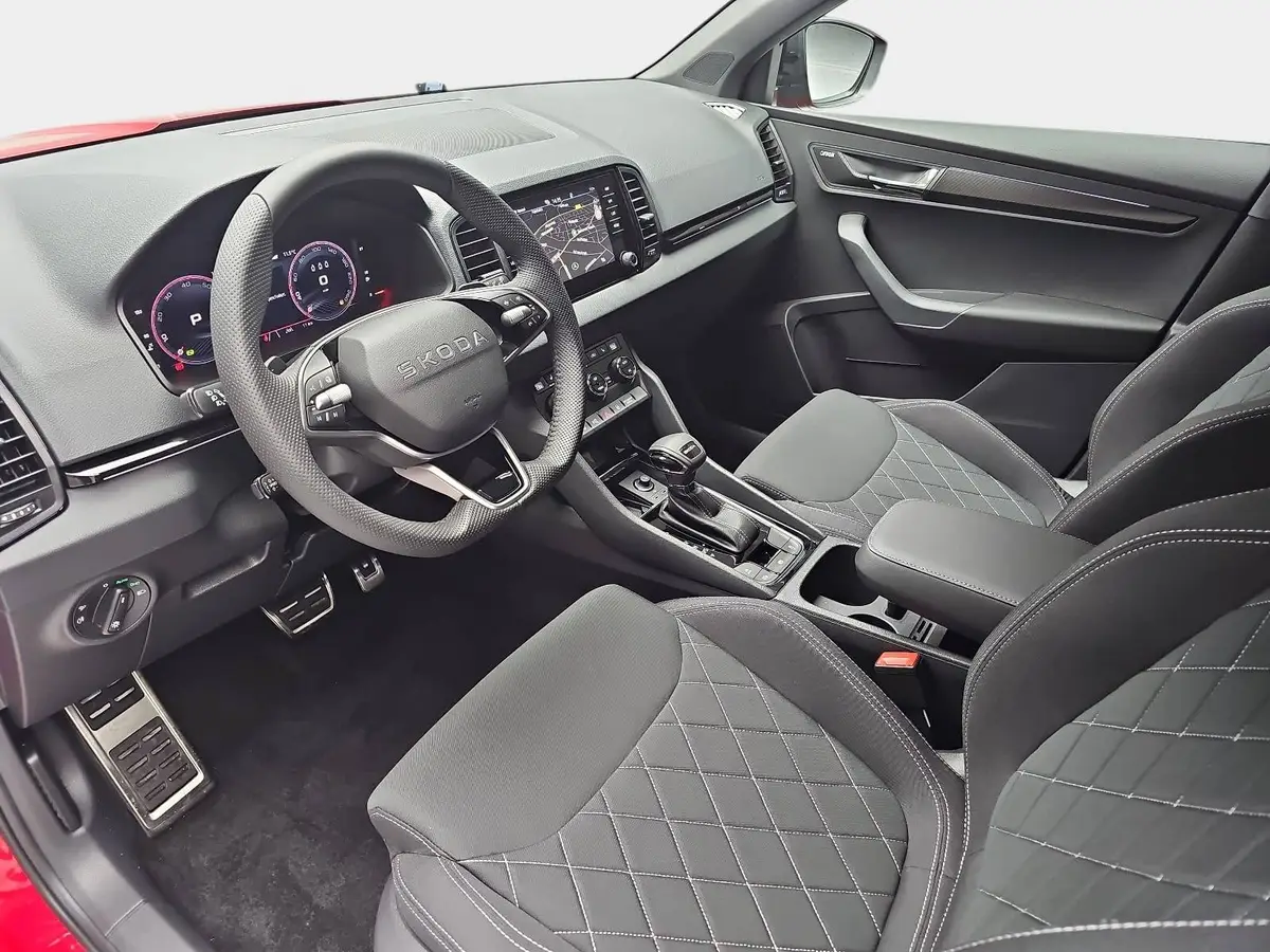 SKODA KAROQ 1.5 TSI DSG SPORTLINE NAVI LED-MATRIX PANO CANTON