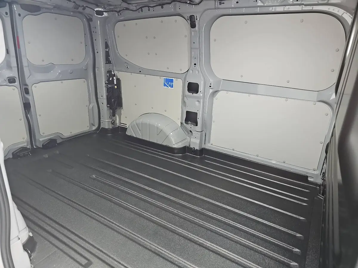 FORD TRANSIT CUSTOM 2.0 ECOBLUE AUTO. 320 L1H1 SPORT FWD KLIMA LED LM