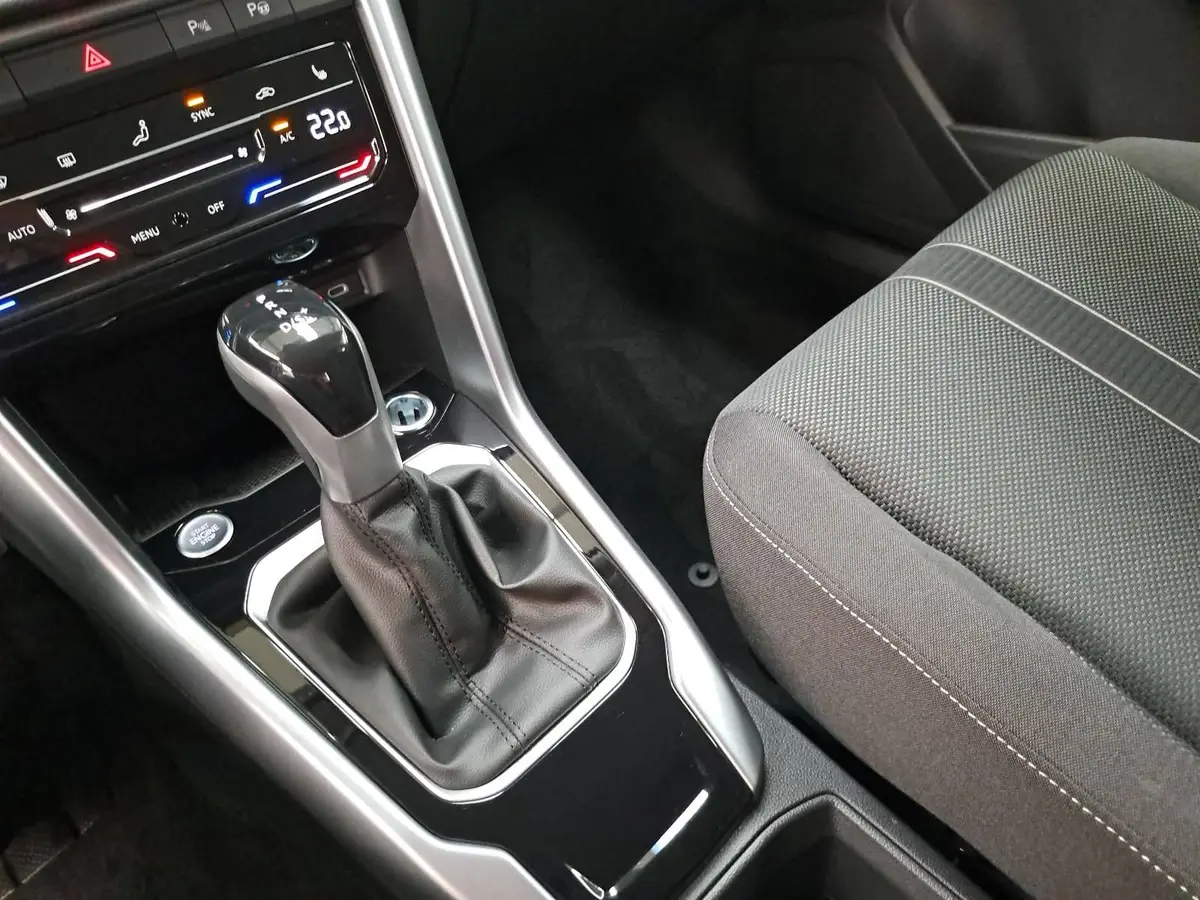 VW T-ROC 1.5 TSI DSG LIFE LED WINTER AHK