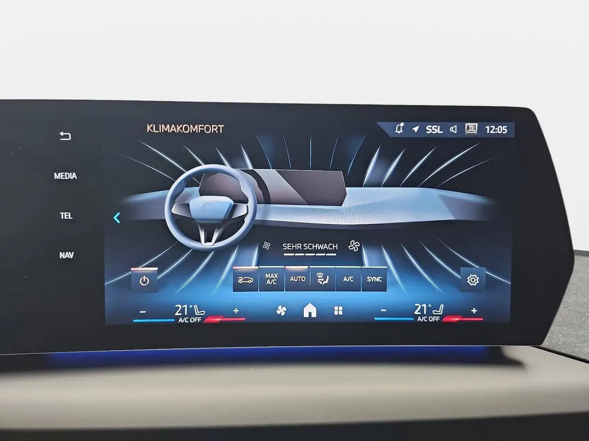 BMW 120 I AUTO. M SPORT GRA KAMERA LM18