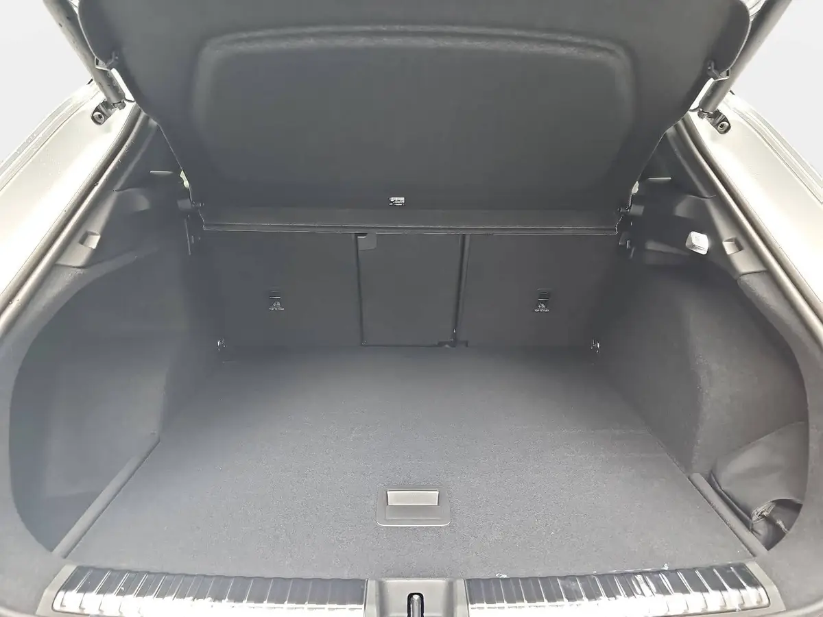 AUDI Q3 TFSI S-TRONIC S-LINE NAVI LED-PLUS PANO