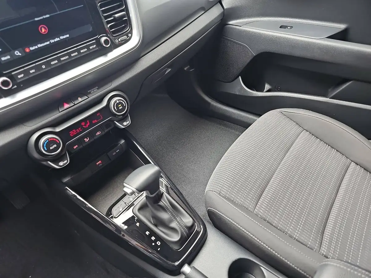 KIA STONIC 1.0 T-GDI 100 DCT VISION LED SITZH. NAVI
