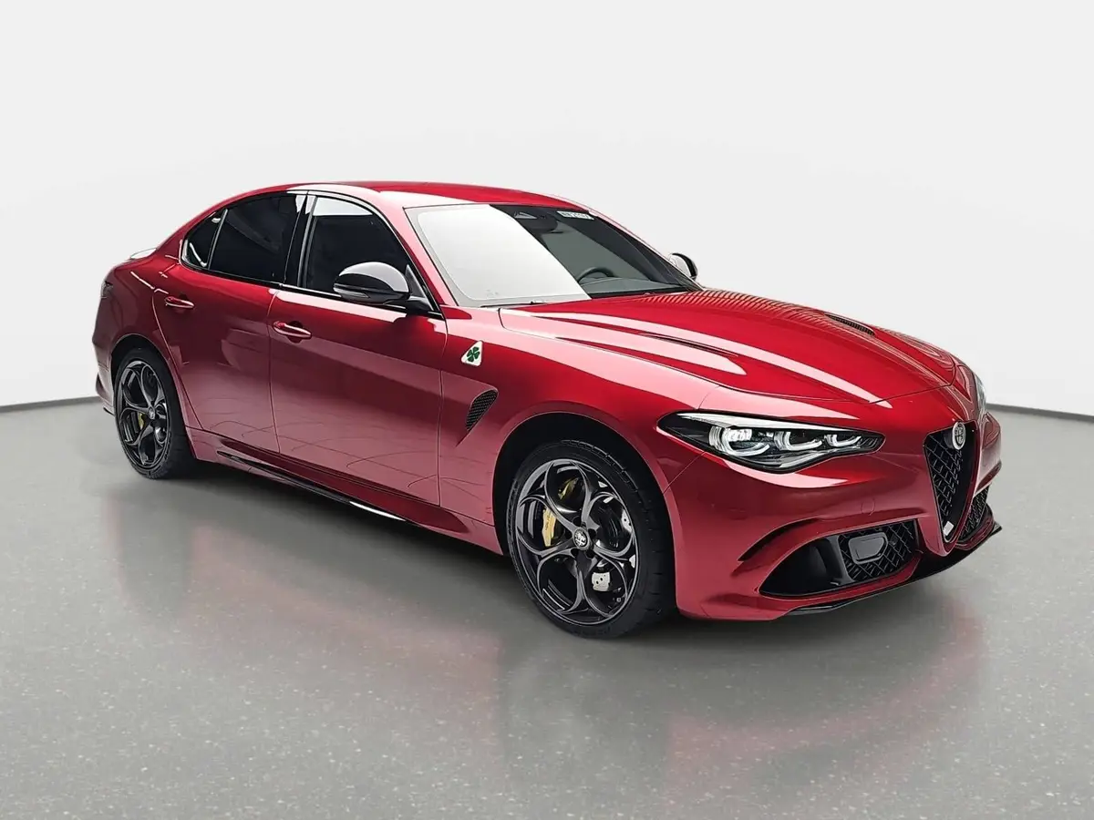 ALFA ROMEO GIULIA 2.9 V6 BI-TURBO QUADRIFOGLIO ORO