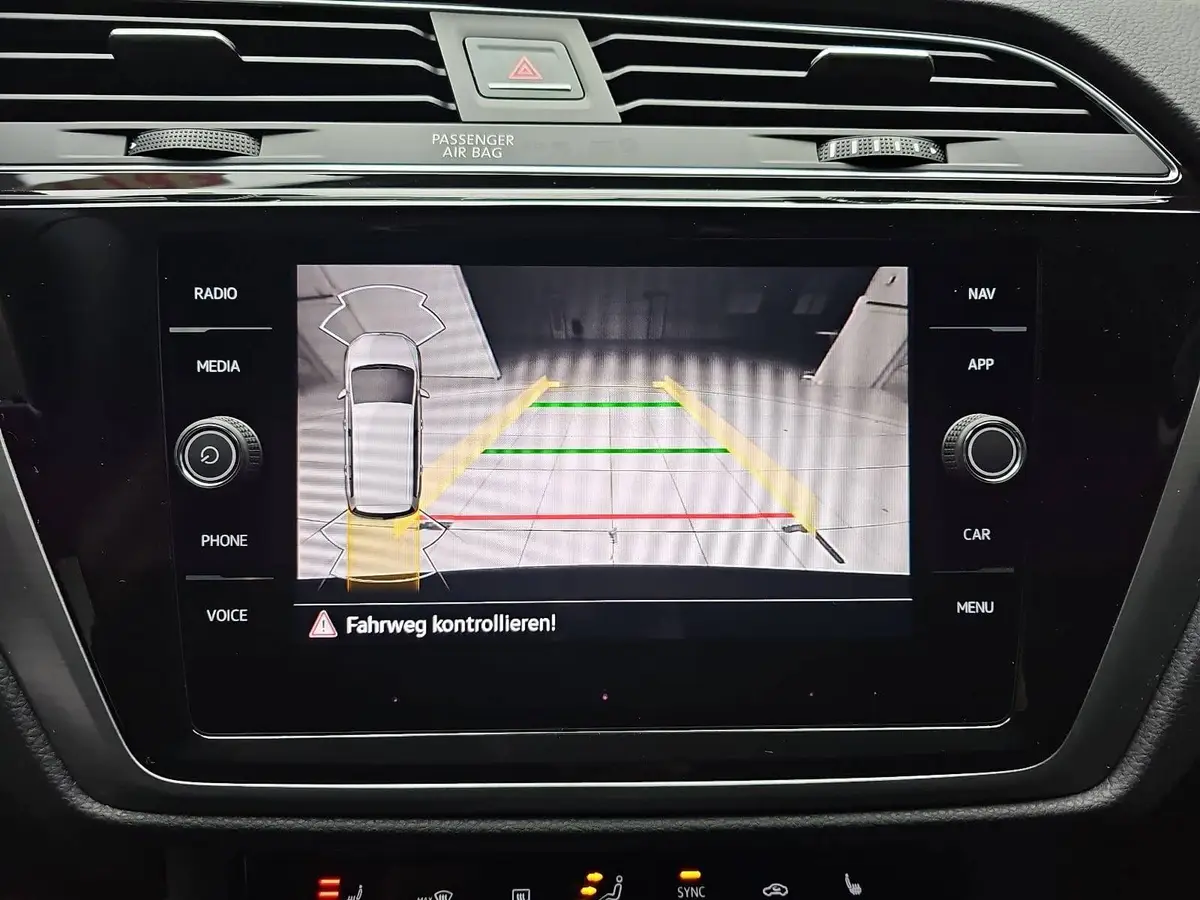 VW TOURAN 1.5 TSI DSG COMFORTLINE NAVI LED ACC SPUR WINTER 7