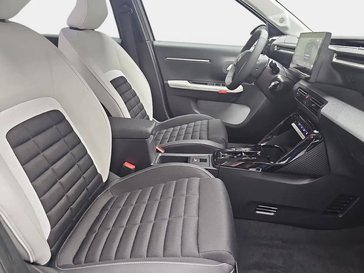 CITROËN C3 AIRCROSS 1.2 HYBRID 145 E-DCS6 PLUS 7-S