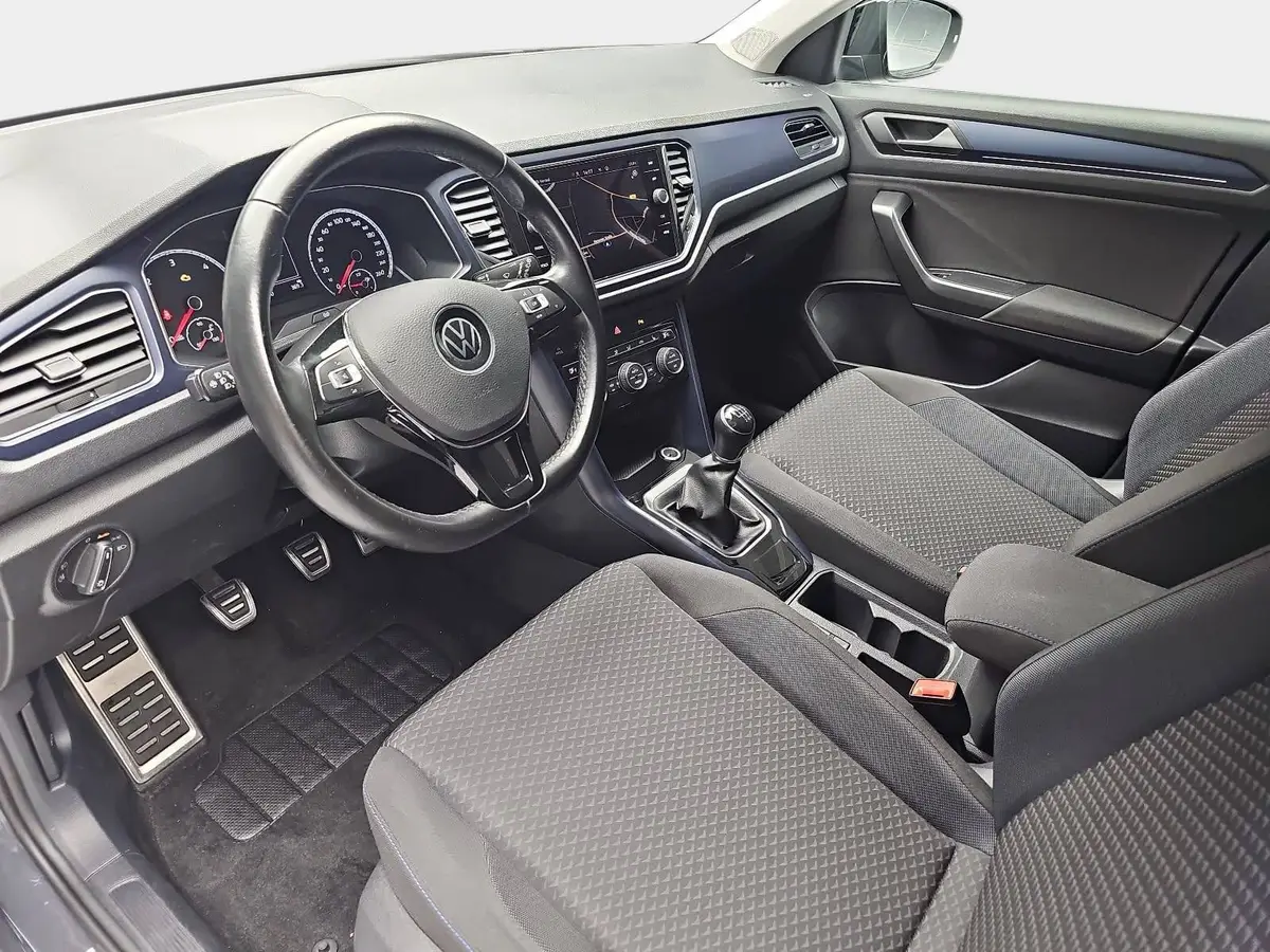 VW T-ROC 2.0 TDI UNITED NAVI AHK PDC