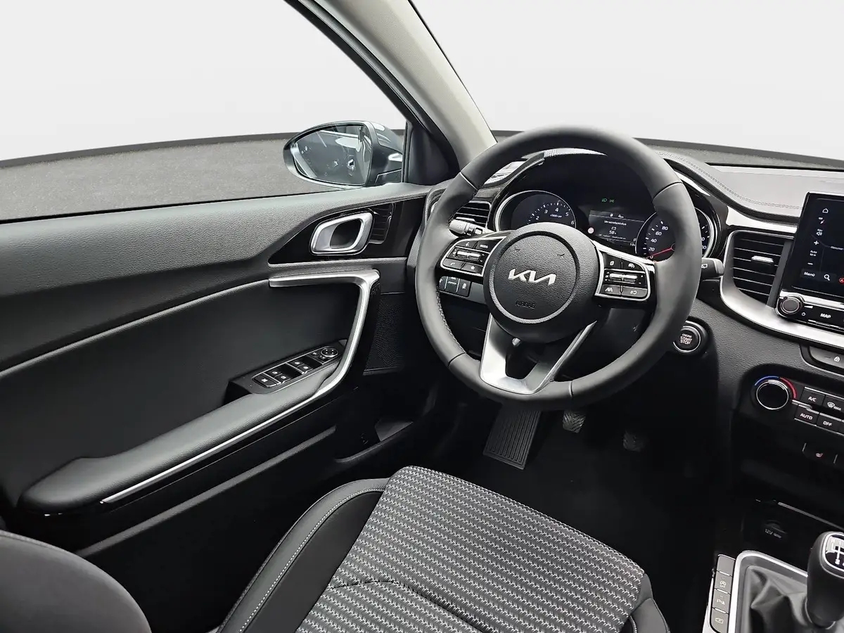 KIA CEED 1.5 T-GDI ULTIMATE EDITION STYLE SOUND