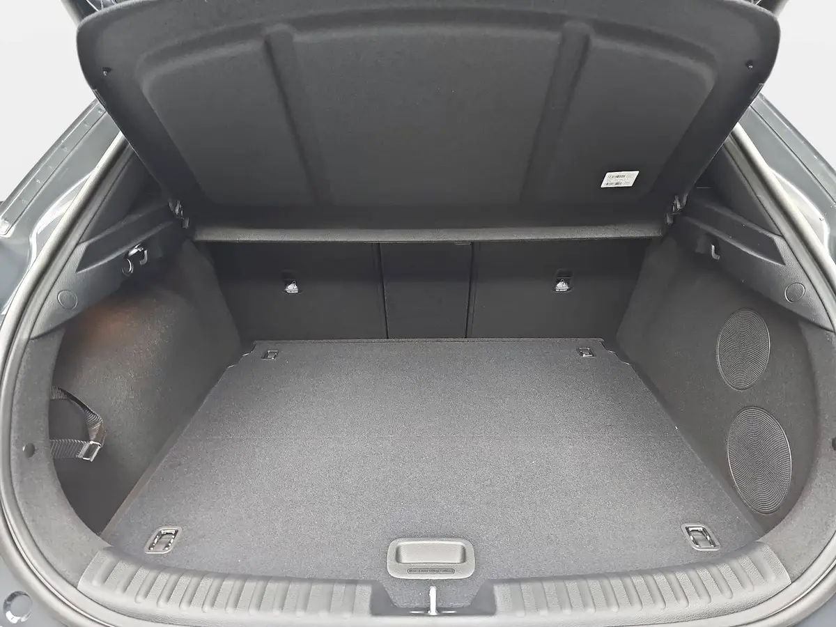 KIA XCEED 1.6 T-GDI 150 DCT GT-LINE MJ26 LEDER GLASDACH