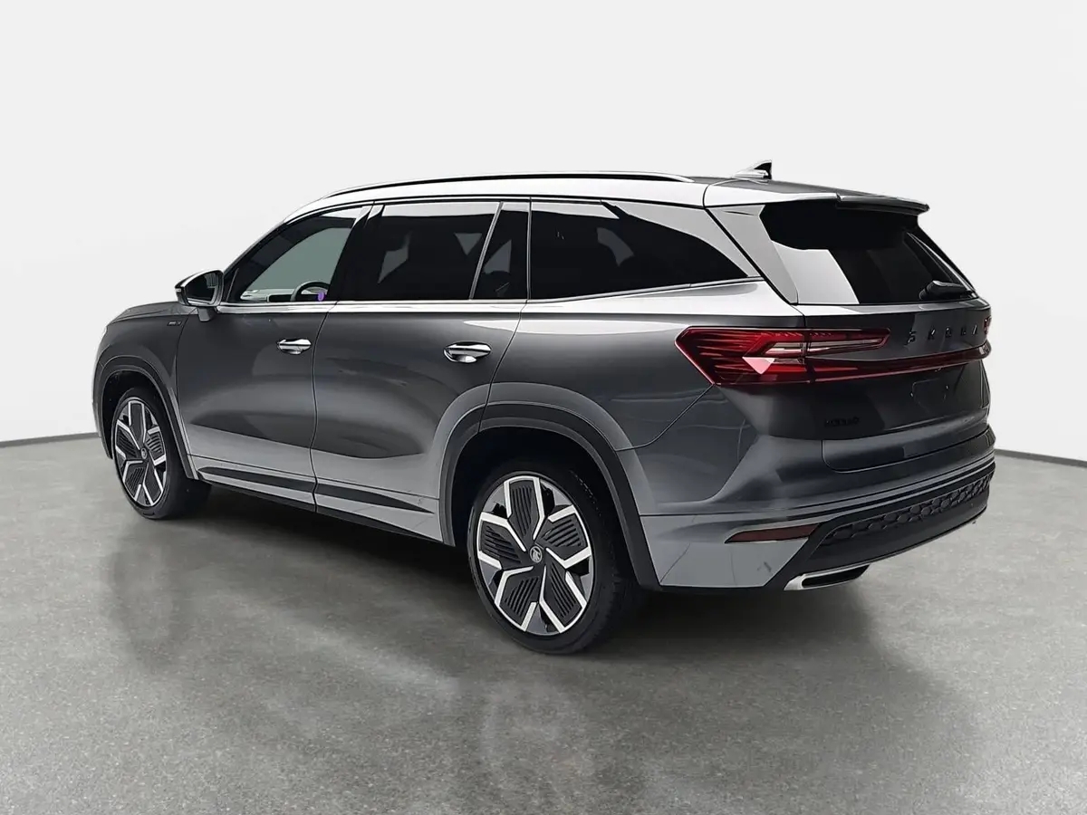 SKODA KODIAQ 1.5 DSG SPORTLINE NAVI LED ACC WINTER KAMERA AHK L