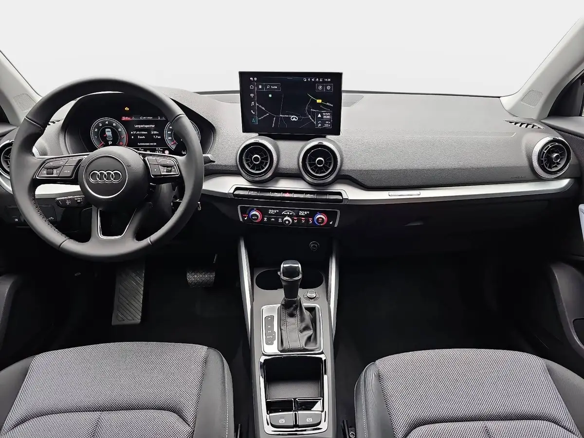 AUDI Q2 35 TFSI S-TRONIC S LINE NAVI LED ACC EL.HECKKL. WI