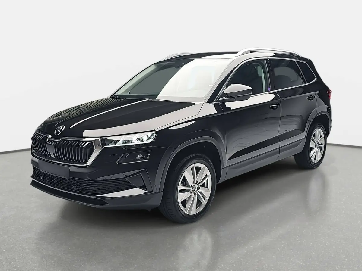 SKODA KAROQ 1.5 TSI DSG SELECTION LED ACC AHK