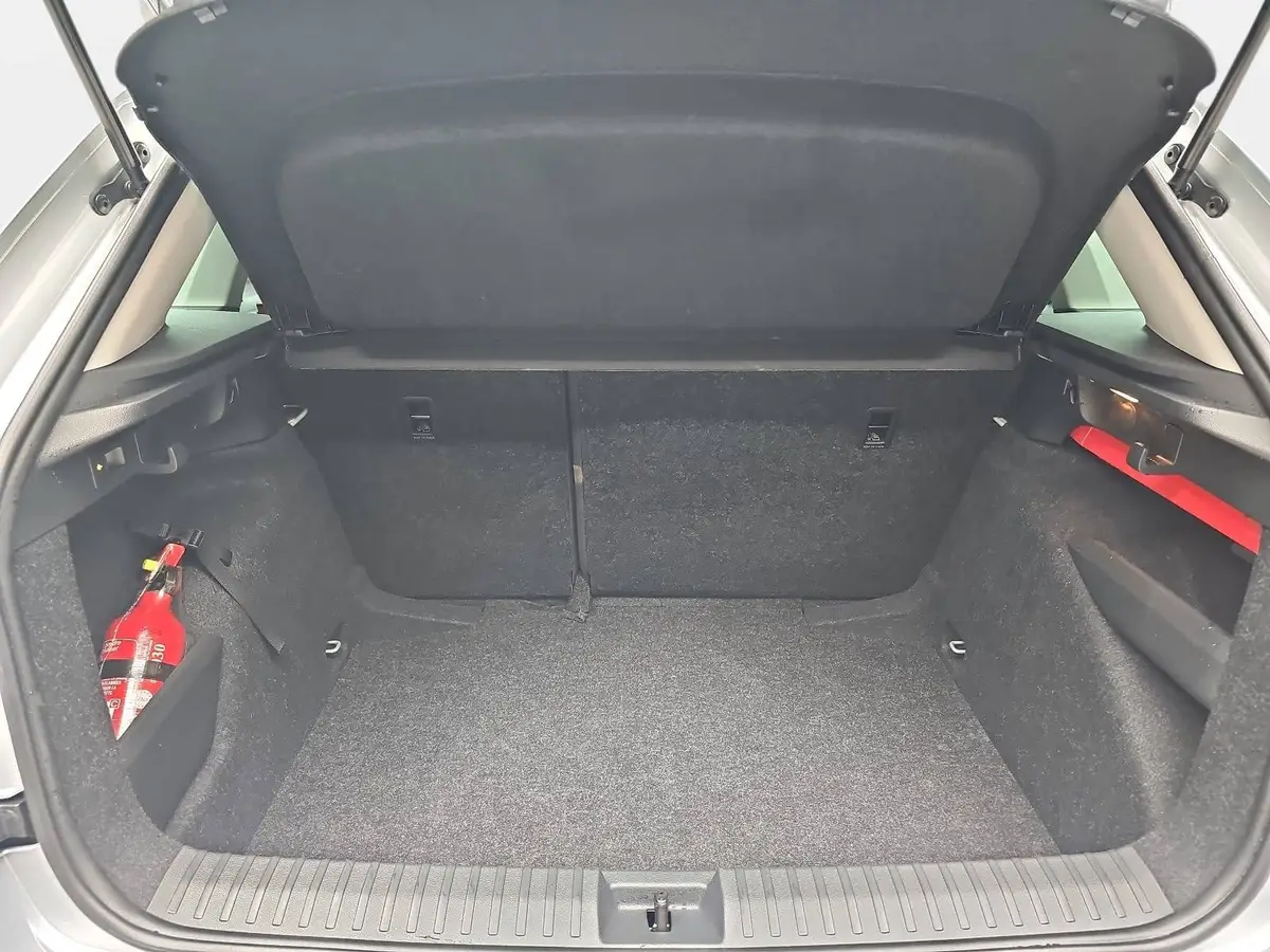 SKODA KAMIQ 1.0 TSI SELECTION LED KAMERA LM16