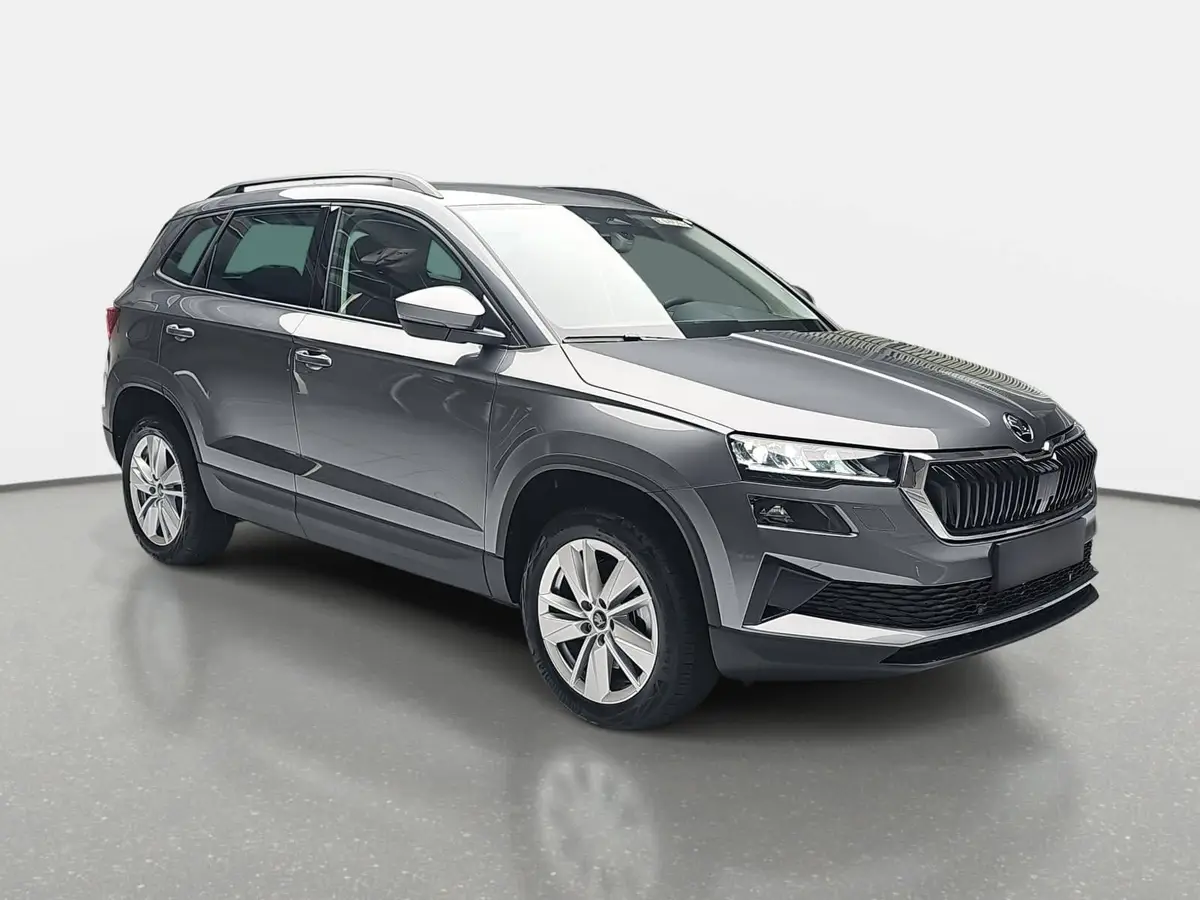 SKODA KAROQ 1.5 TSI DSG FAMILY LED KAMERA LM17