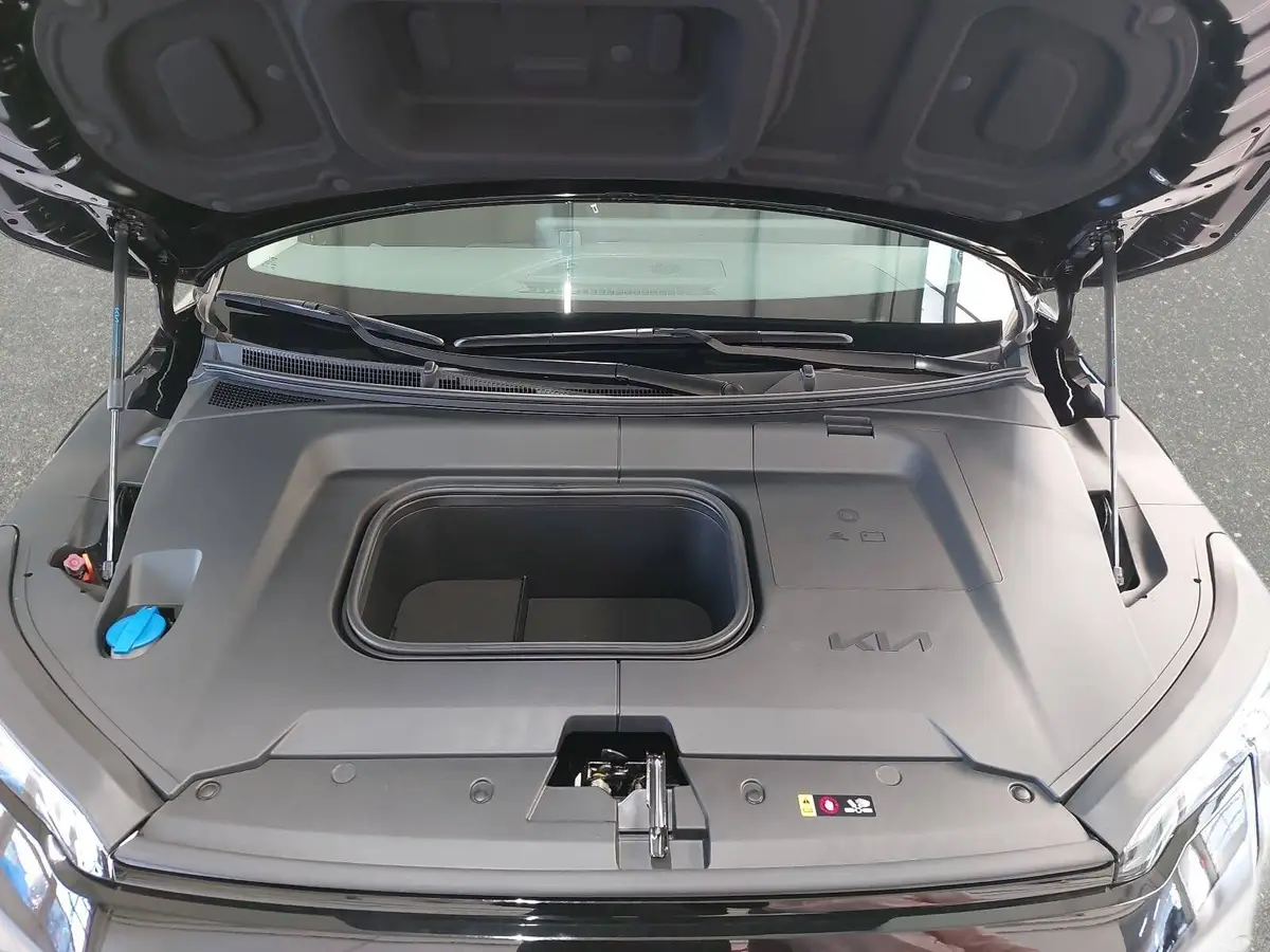 KIA EV3 58.3 KWH EARTH MJ26 WINTER-CONNECT BUSINESS UPGRADE DRIVEWISE-PARK