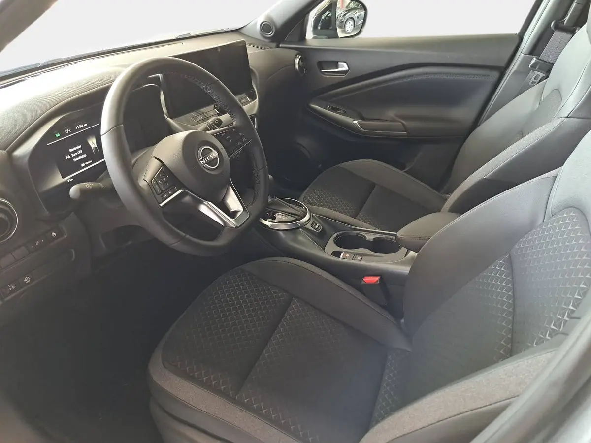 NISSAN JUKE 1.0 DIG-T 5T AUTO. N-CONNECTA NAVI WINTER