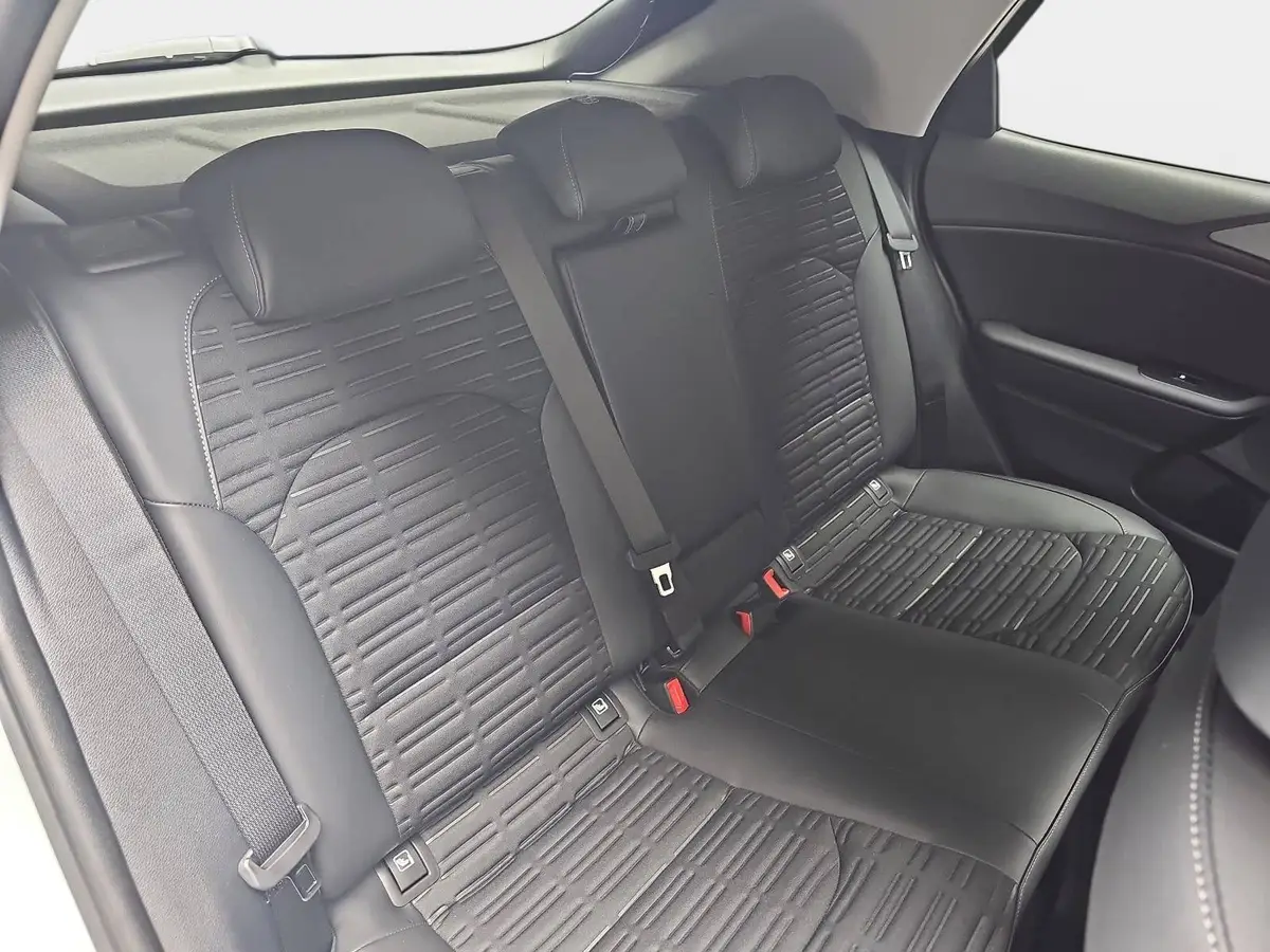 KIA XCEED 1.6 T-GDI 150 DCT SPIRIT MJ27 SOUND
