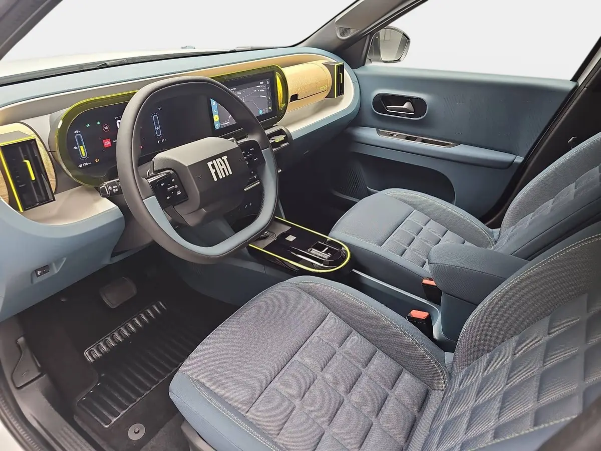 FIAT GRANDE PANDA ELEKTRO LA PRIMA MJ26 WINTER PAKET