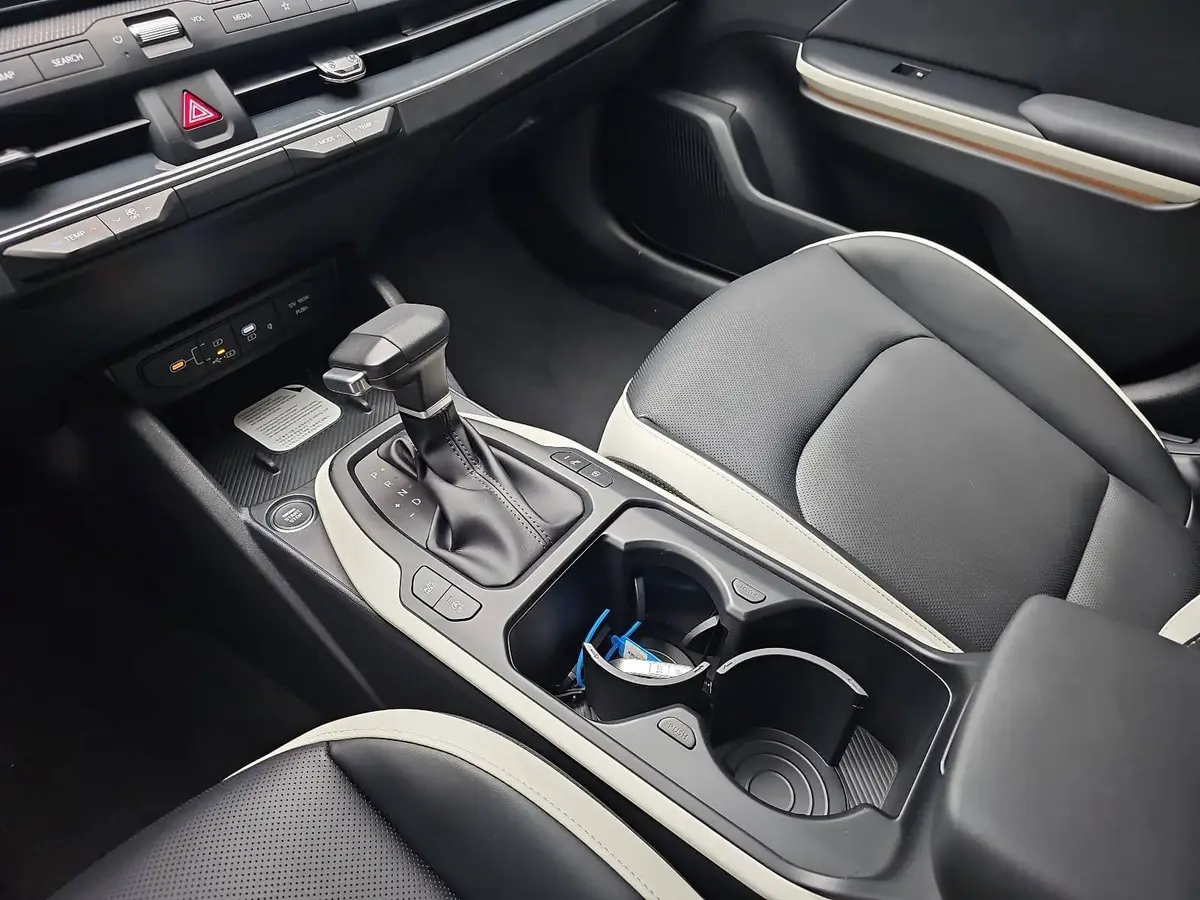 KIA K4 SW 1.6 T-GDI 180 PS DCT7 GT-LINE MJ26 DW-PARK-PRO SITZ SOUND DESIGN GLASDACH