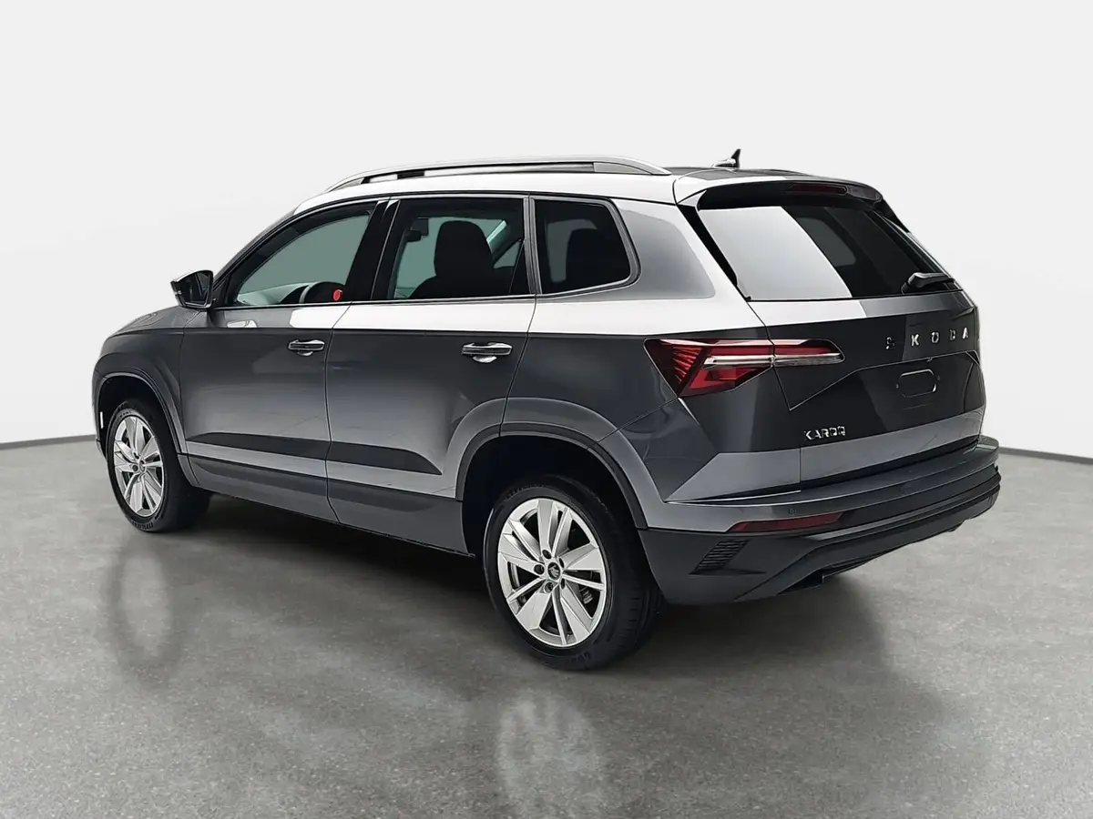 SKODA KAROQ 1.5 TSI DSG SELECTION NAVI LED ACC WINTER KAMERA A