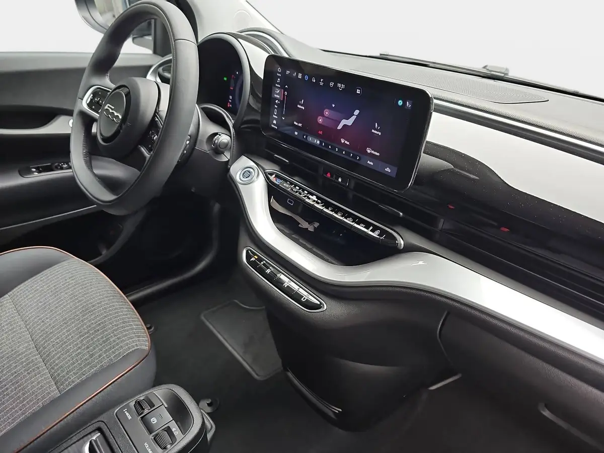 FIAT 500E ELEKTRO 42 KWH 3+1 ICON