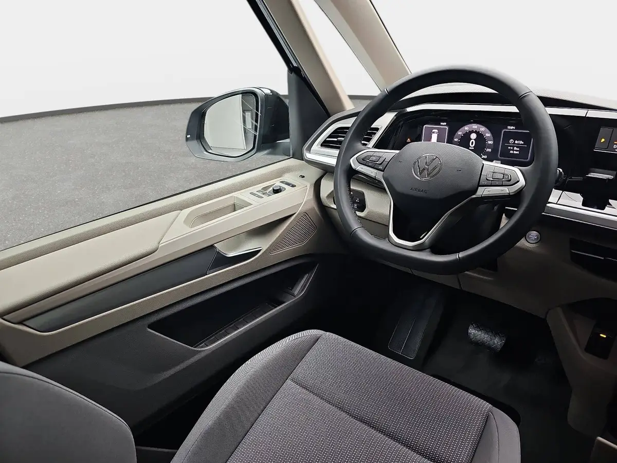 VW T7 MULTIVAN 2.0 TDI DSG LIFE LANG ACC AHK