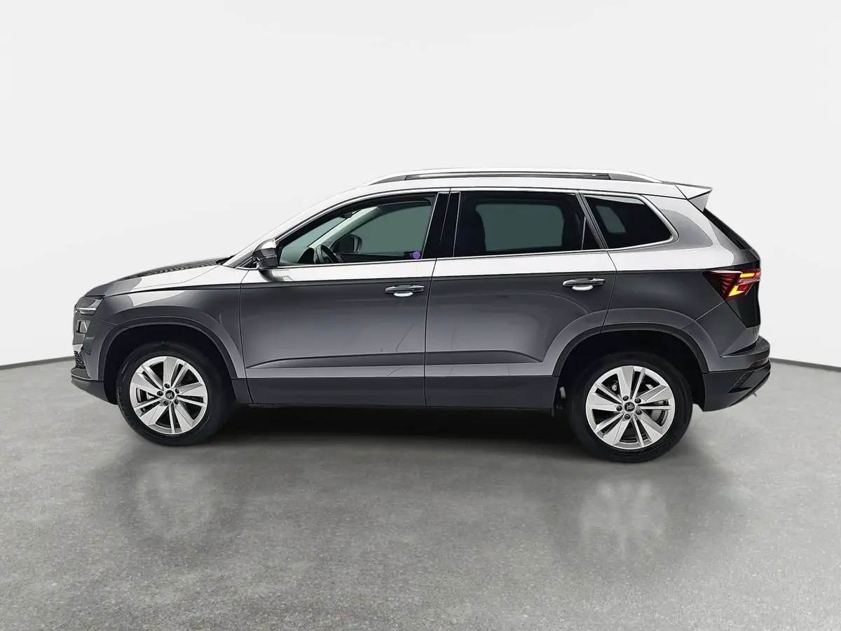 SKODA KAROQ 1.5 TSI DSG SELECTION LED ACC AHK
