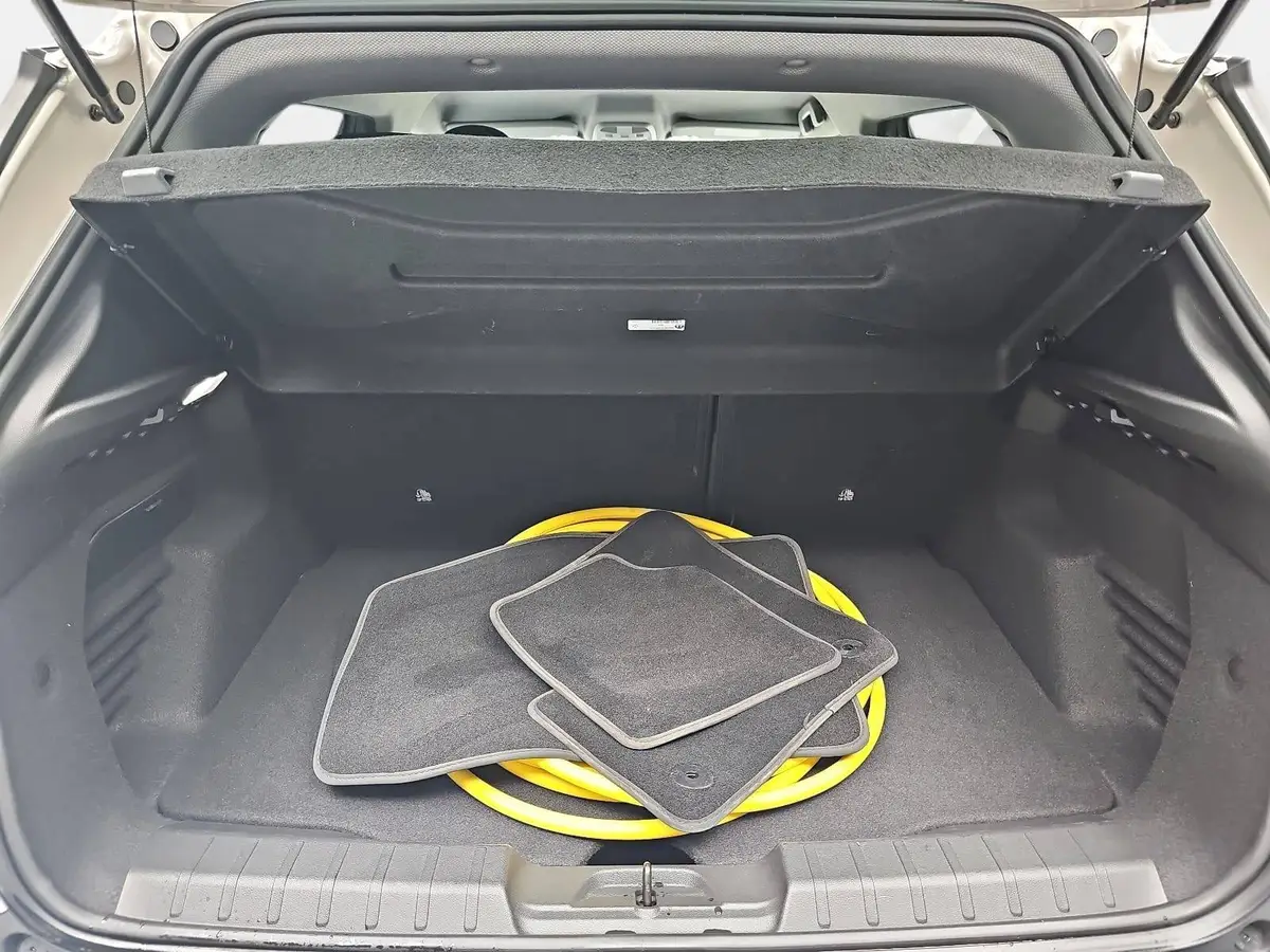 JEEP AVENGER AUTO. 51KWH SUMMIT LED ACC KAMERA