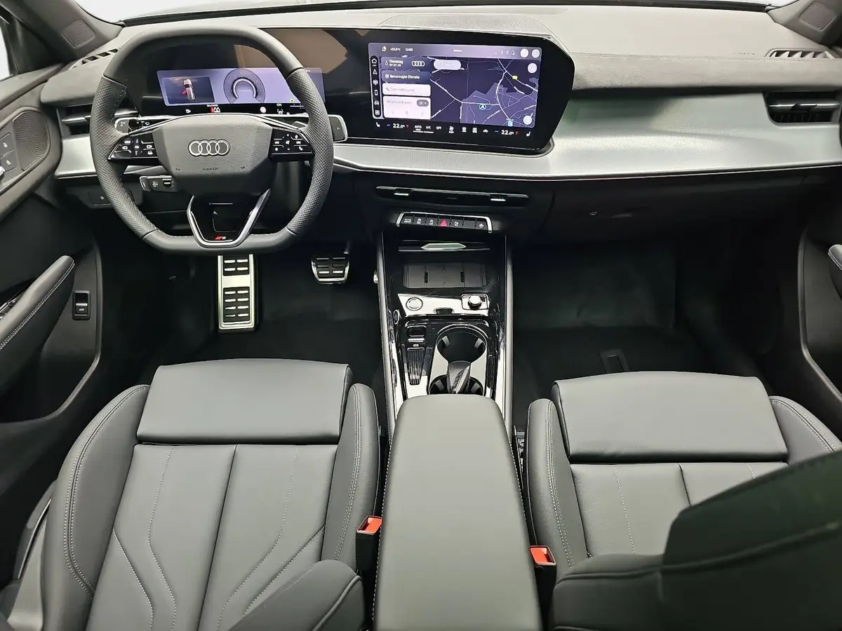 AUDI Q3 TFSI S-TRONIC S-LINE NAVI LED-PLUS PANO