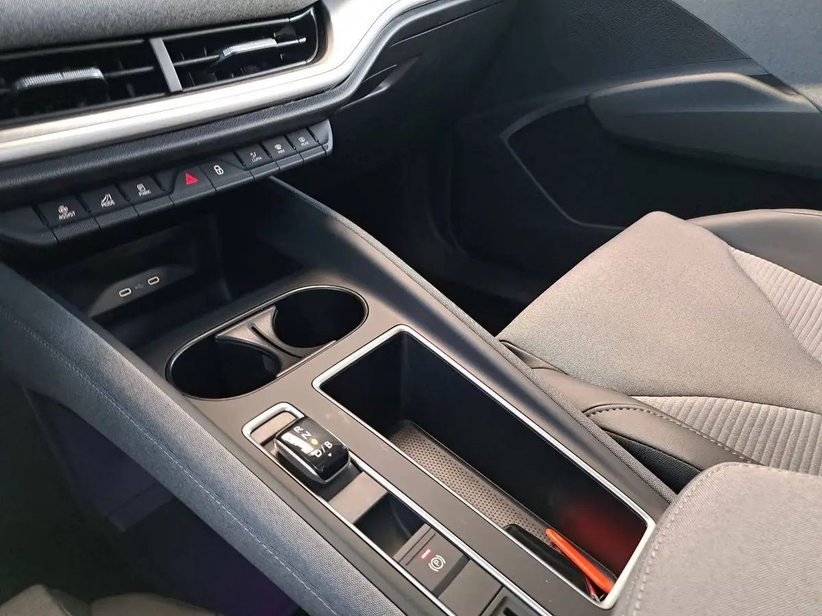 SKODA ENYAQ COUPE 85 SELECTION 82KWH NAVI LED