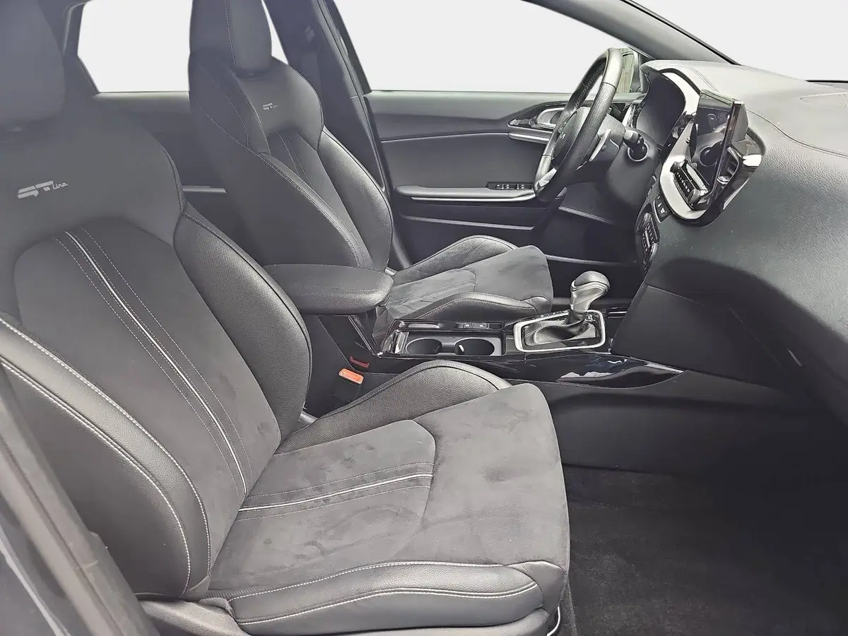 KIA PROCEED 1.5 T-GDI DCT7 GT LINE TECHNOLOGIE GLASDACH PERFORMANCE LEDER
