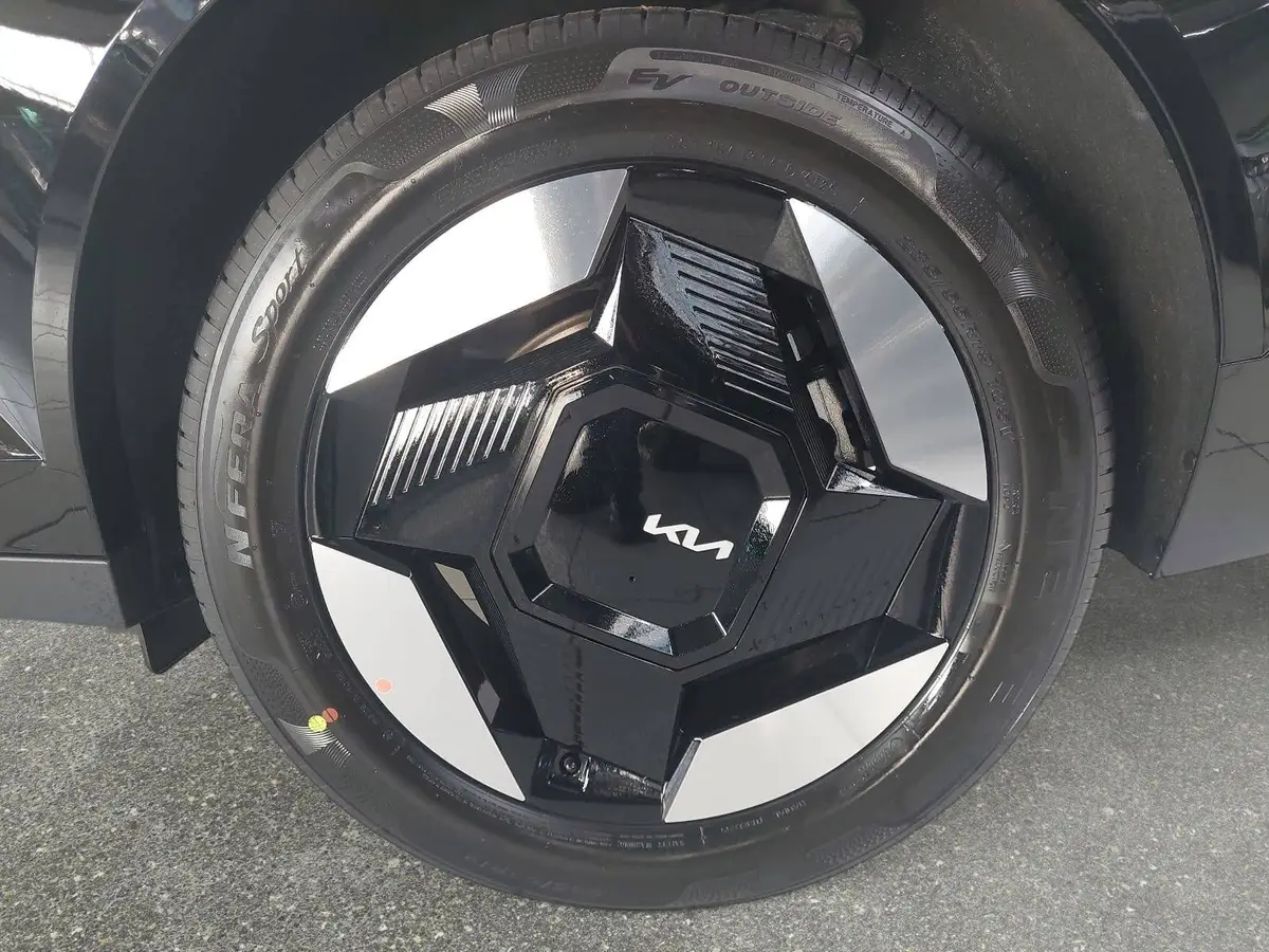 KIA EV5 81.4 KWH EARTH MJ26 DRIVEWISE SOUND LED