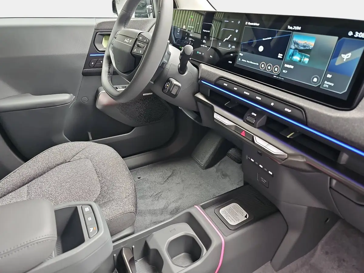 KIA EV2 42.2 KWH EARTH MJ27 WINTER-CONNECT TECHNOLOGY DRIVEWISE-PARK DESIGN
