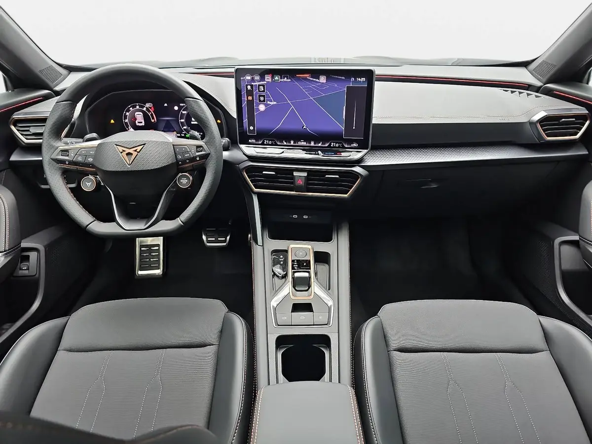 CUPRA FORMENTOR 1.5 ETSI DSG NAVI LED ACC PANORAMA EL.HECKKL. AHK