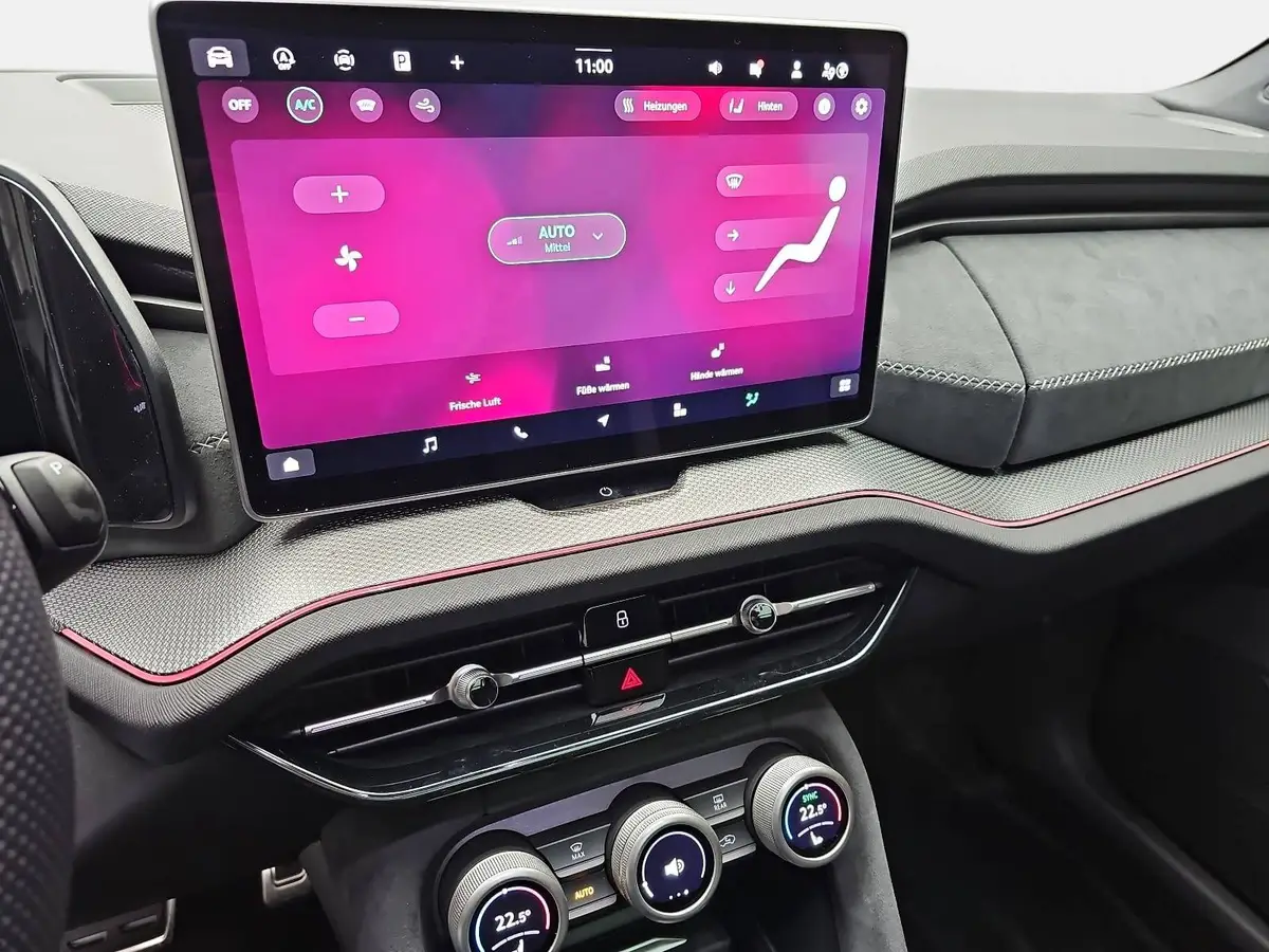 SKODA KODIAQ 1.5 TSI DSG SPORTLINE NAVI LED ACC PANO WINTER AHK