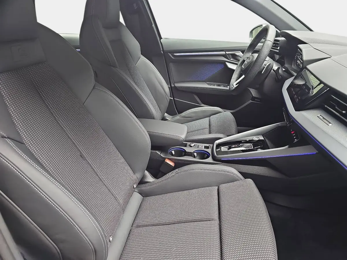 AUDI A3 35 TFSI DSG SPORTBACK S LINE NAVI LED KAMERA LM18