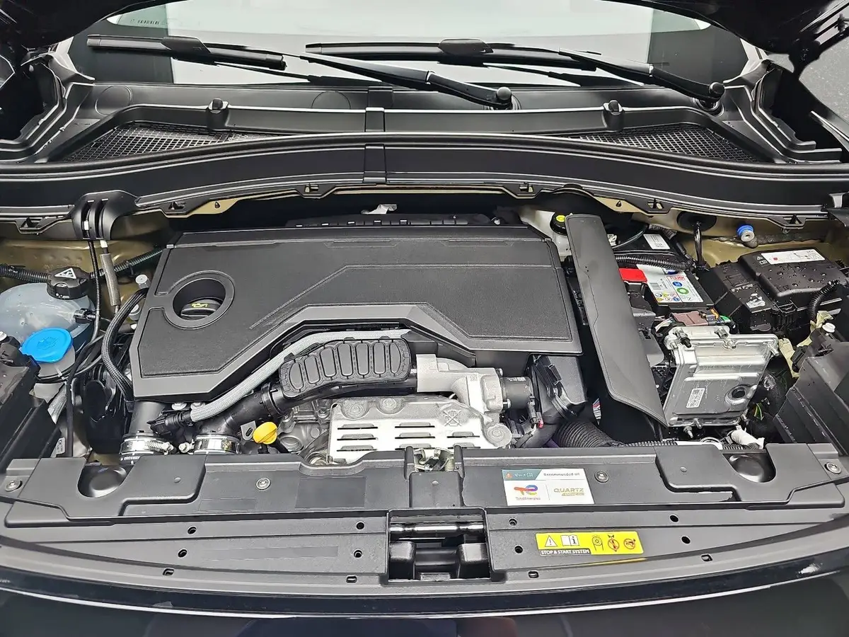 CITROËN C3 AIRCROSS 1.2 HYBRID 145 E-DCS6 PLUS 7-S