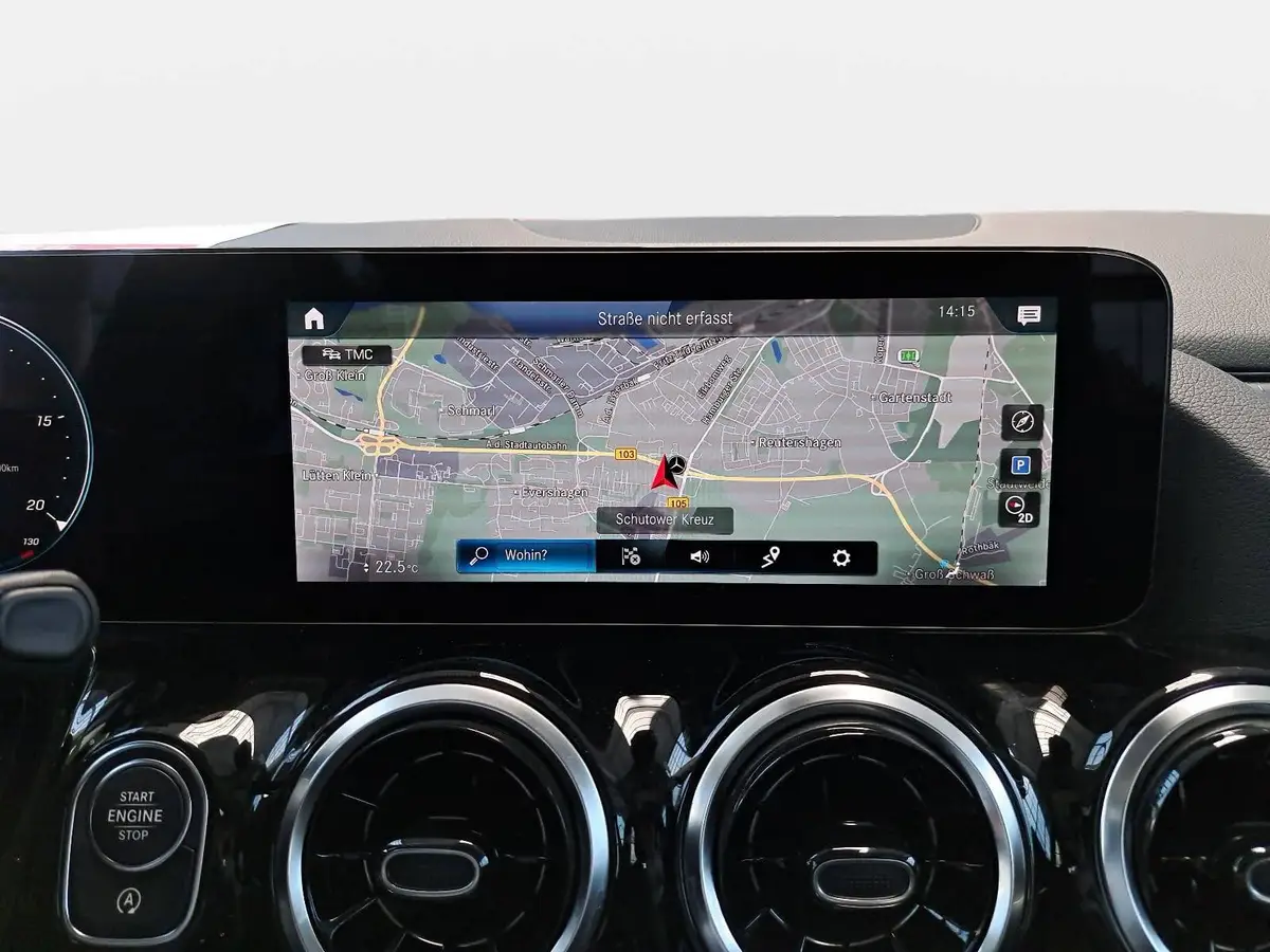 MERCEDES-BENZ GLA 200 D DCT PROGRESSIVE NAVI LED