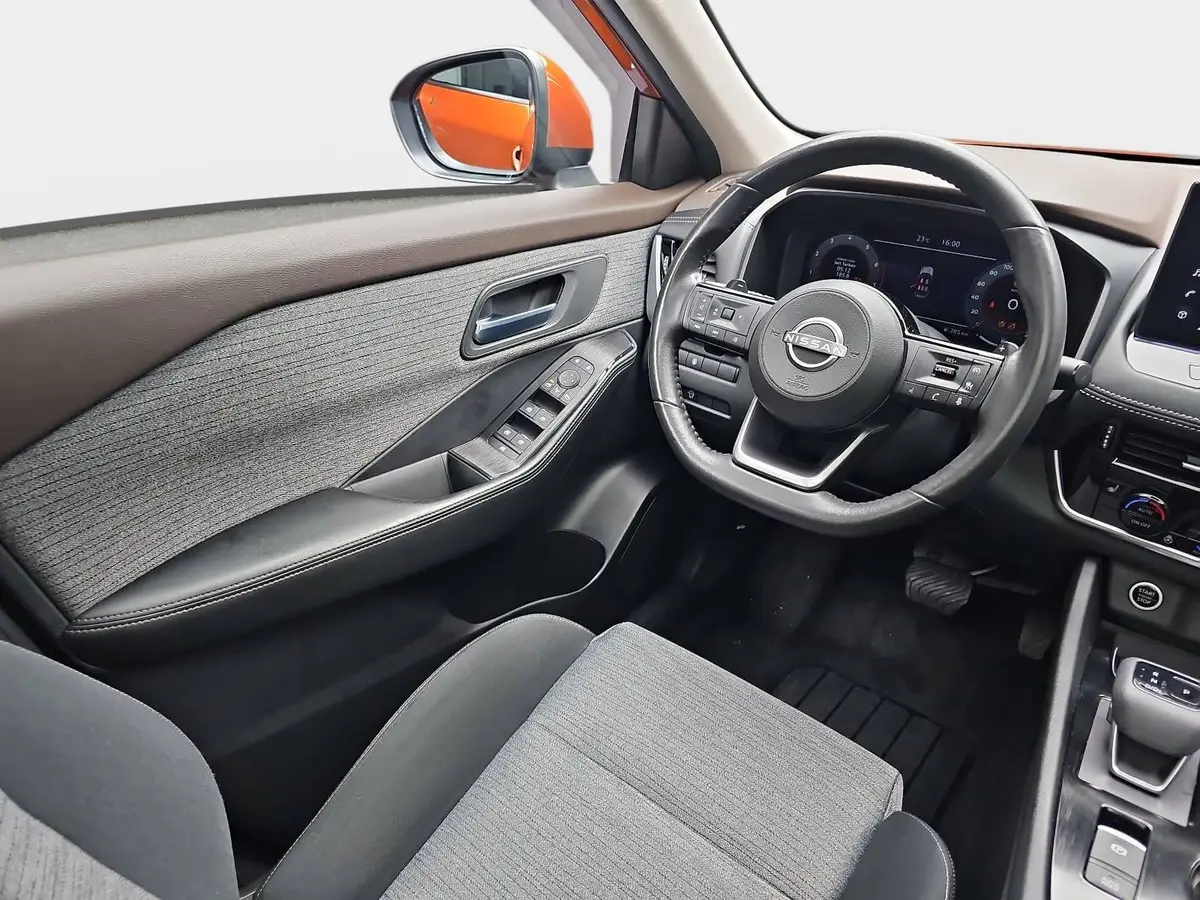 NISSAN X-TRAIL 1.5 VC-T N-CONNECTA PANO WINTER